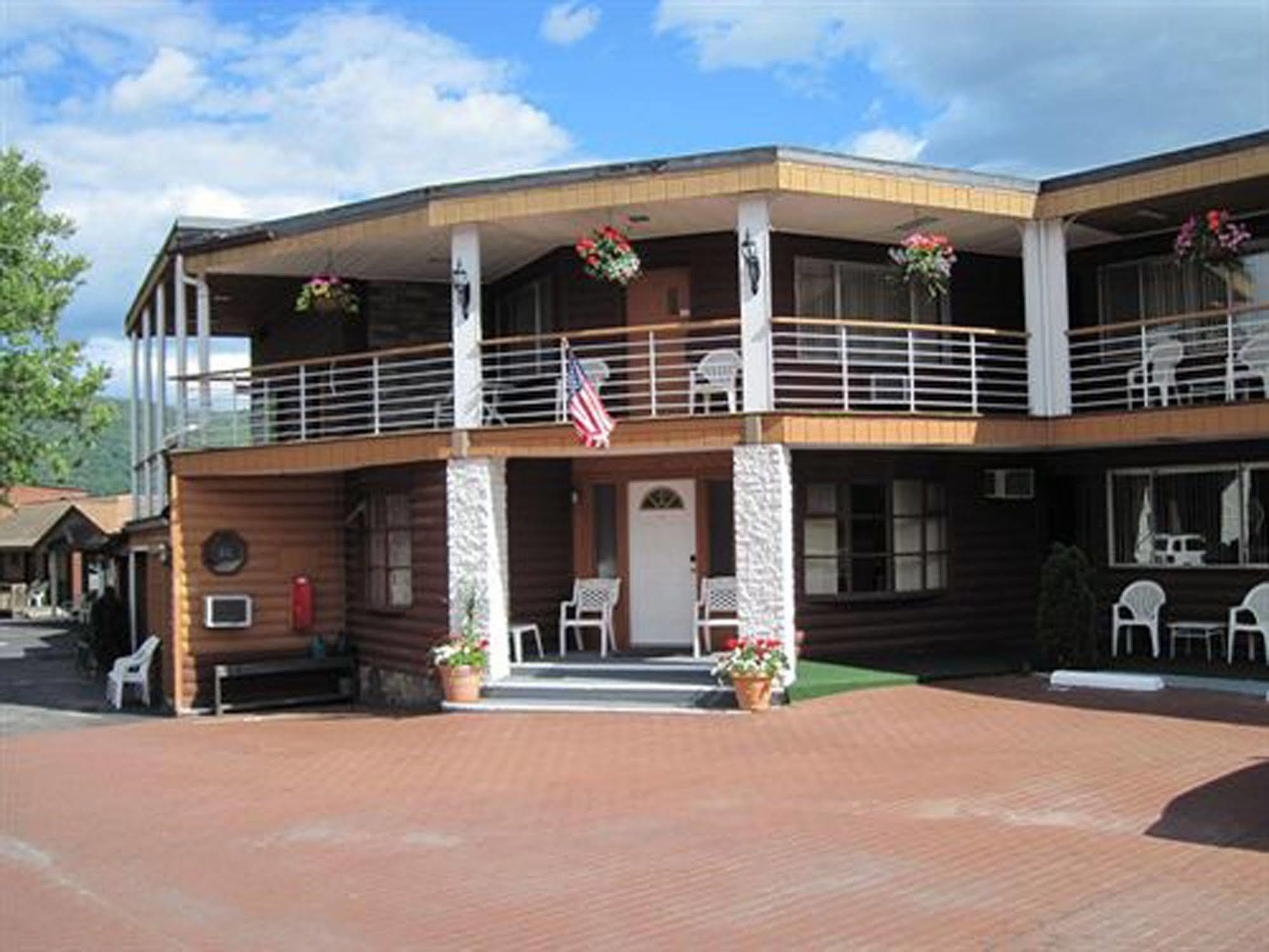 Lake Crest Inn Озеро Джордж Экстерьер фото